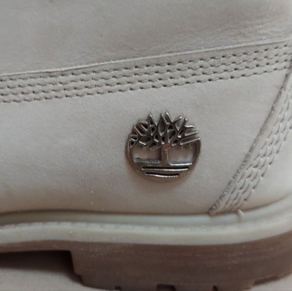 Timberland Boots, Size 7.5, Mushroom Taupe, Satin Heel, New Laces - Picture 6 of 12